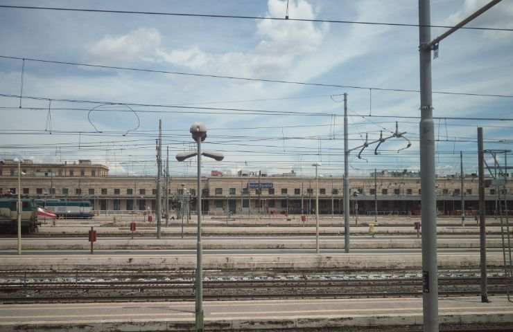 treni ritardi